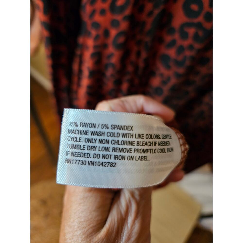 Ava & Viv Bronze Leopard Print Top Size 1x - image 5